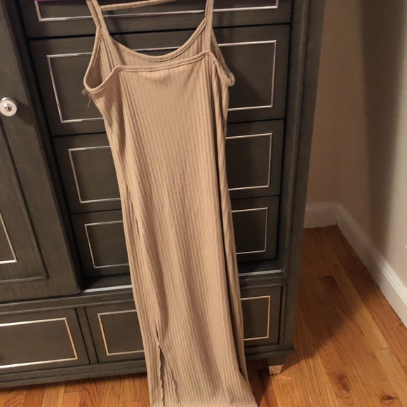 Tan Maxi Dress With Slit - Picture 3 of 4